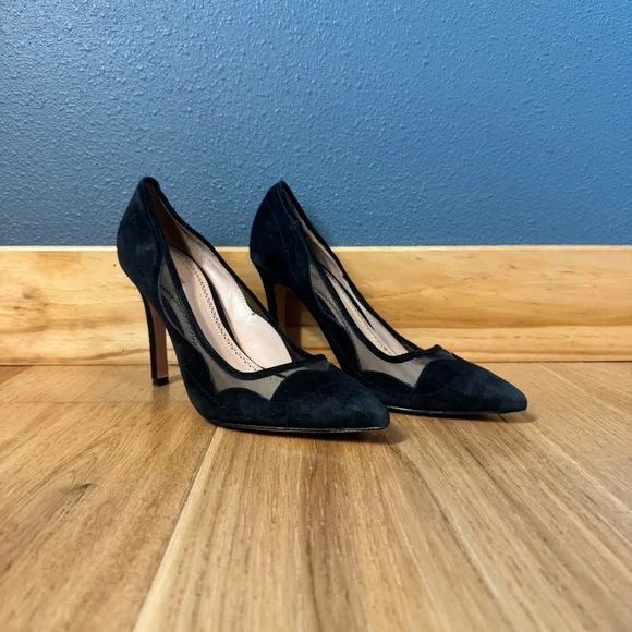 Pour La Victoire Black Suede 4” Heels with Scalloped Mesh Detailing size 9 - Picture 1 of 9